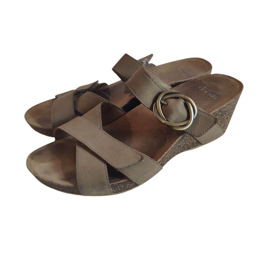 Dansko Sz 40 (9.5-10) Susie Nubuck Leather Platform Wedge Buckle Slide Sandals